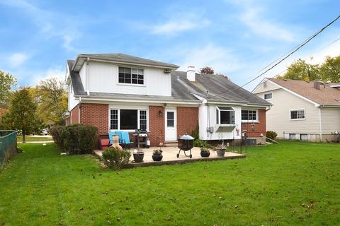 1832 E Boulder Dr, Mount Prospect, IL 60056 photo 14