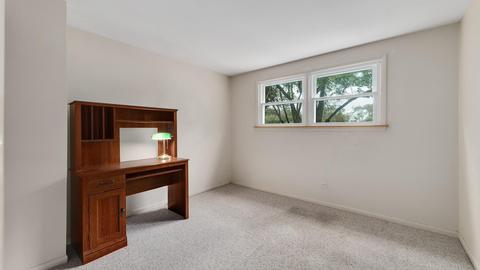 121 Windsor Dr, Des Plaines, IL 60018 photo 17