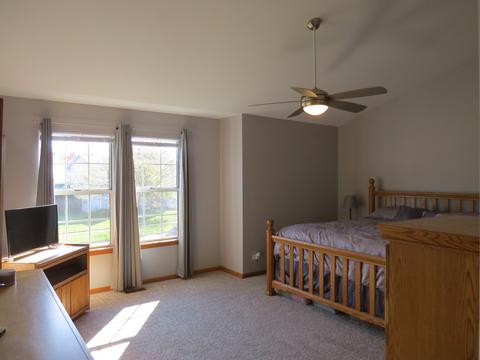 236 Shawnee Cir, Bartlett, IL 60103 photo 24