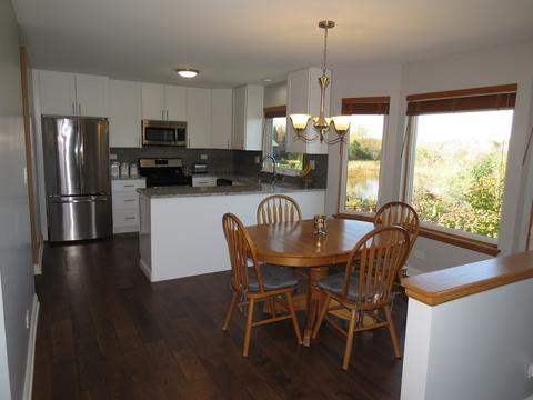 236 Shawnee Cir, Bartlett, IL 60103 photo 14