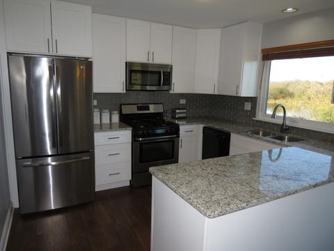 236 Shawnee Cir, Bartlett, IL 60103 photo 13