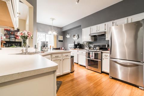 1569 Spaulding Rd, Bartlett, IL 60103 photo 8