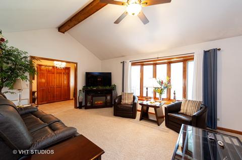 227 Perth Rd, Cary, IL 60013 photo 8