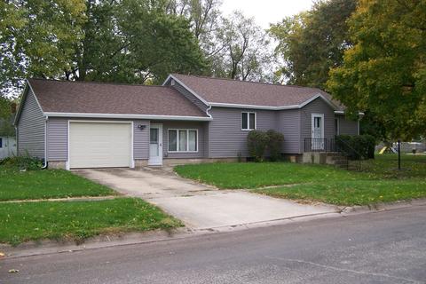 501 N Beech St, Forrest, IL 61741 photo 18