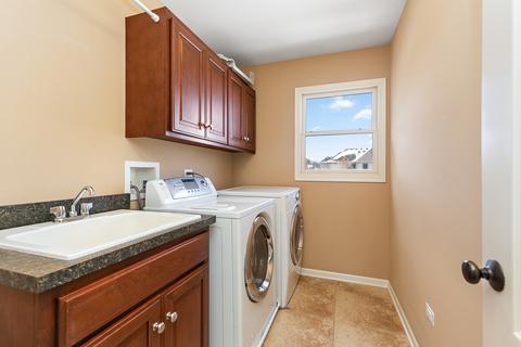 3583 Harmony Cir, Elgin, IL 60124 photo 21