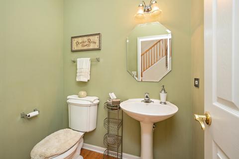 62 Meadows Dr, Gilberts, IL 60136 photo 8