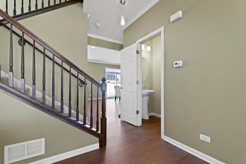350 Snow Drop Ln, Elgin, IL 60124 photo 10