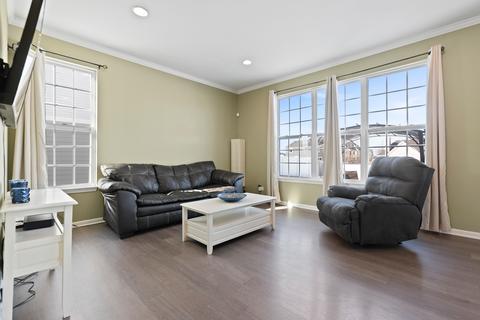 350 Snow Drop Ln, Elgin, IL 60124 photo 4