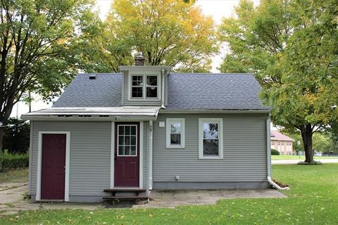 602 N Jackson St, Morrison, IL 61270 photo 4