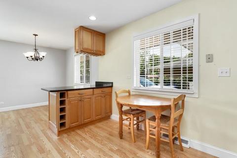 680 Jon Ln, Des Plaines, IL 60016 photo 10