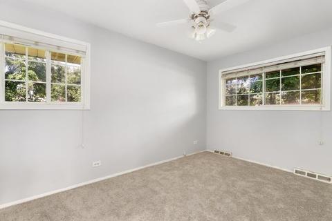 680 Jon Ln, Des Plaines, IL 60016 photo 18