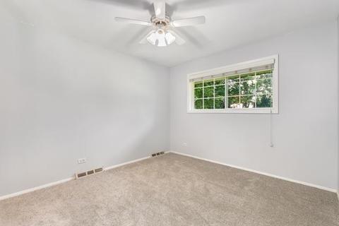 680 Jon Ln, Des Plaines, IL 60016 photo 20