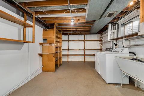 680 Jon Ln, Des Plaines, IL 60016 photo 25