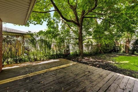680 Jon Ln, Des Plaines, IL 60016 photo 28
