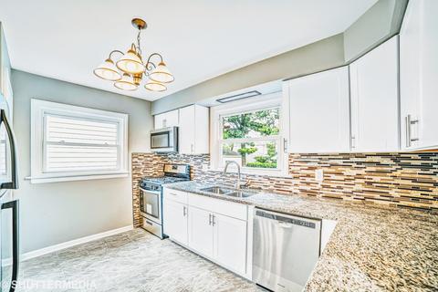 2328 S 10th Ave, Broadview, IL 60155 photo 8