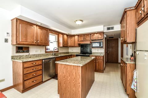 5149 State Rd, Burbank, IL 60459 photo 8