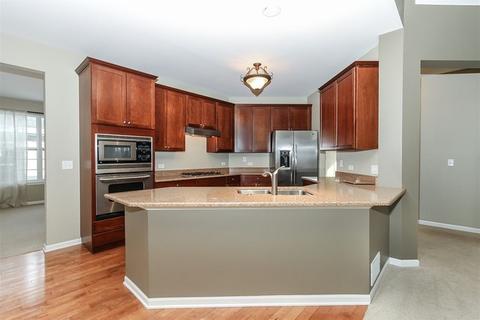 888 Forest Glen Ct, Bartlett, IL 60103 photo 7