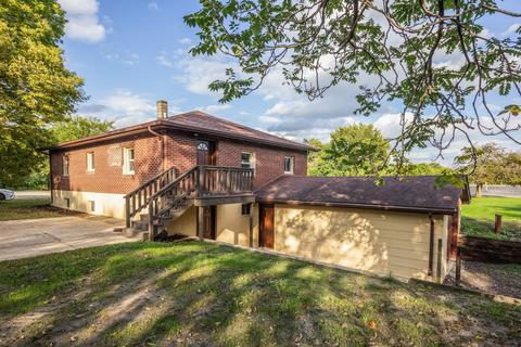 411 Singleton Pl, Joliet, IL 60436 photo 1