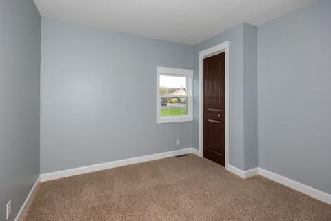 411 Singleton Pl, Joliet, IL 60436 photo 6