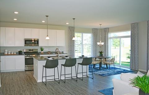 6833 Galway Dr, Mchenry, IL 60050 photo 2