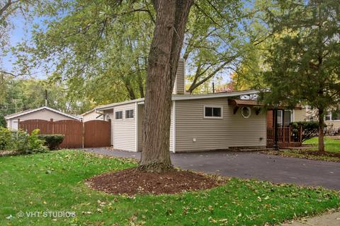 2503 Grouse Ln, Rolling Meadows, IL 60008 photo 2