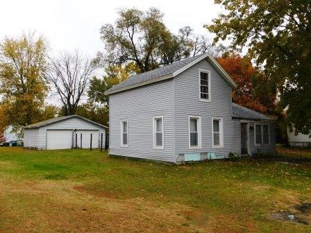 202 E Maple St, Chatsworth, IL 60921 photo 1