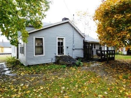 202 E Maple St, Chatsworth, IL 60921 photo 3