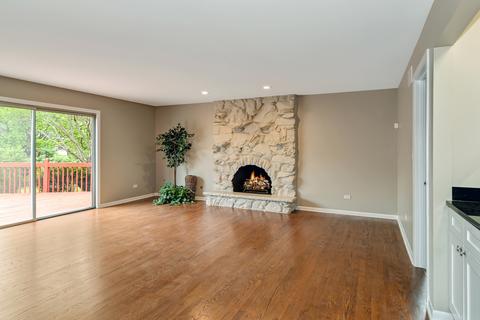 215 Rodgers Ct, Willowbrook, IL 60527 photo 13