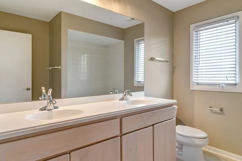215 Rodgers Ct, Willowbrook, IL 60527 photo 28
