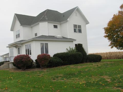2281 E 15th Rd, Ottawa, IL 61350 photo 1