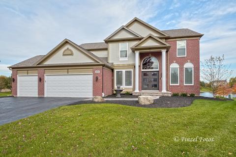 4651 Whitehall Ct, Algonquin, IL 60102 photo 1