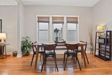 3028 N Gresham Ave, Chicago, IL 60618 photo 6