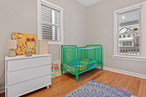3028 N Gresham Ave, Chicago, IL 60618 photo 8