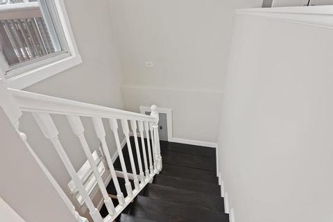 3028 N Gresham Ave, Chicago, IL 60618 photo 18