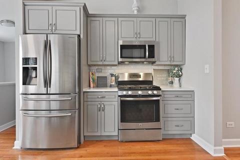 3028 N Gresham Ave, Chicago, IL 60618 photo 13