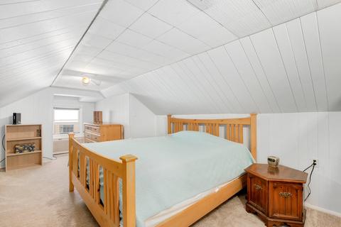 833 Cedar Ave, Elgin, IL 60120 photo 13
