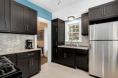833 Cedar Ave, Elgin, IL 60120 photo 7