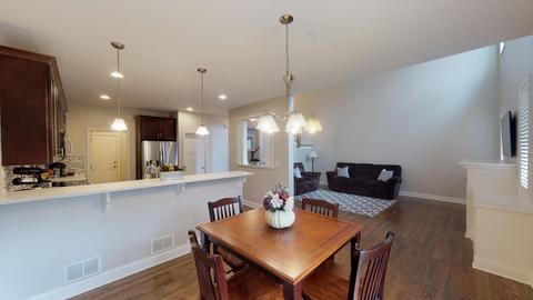 402 E Tall Oaks Ln, Itasca, IL 60143 photo 9