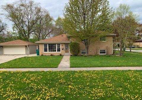 1301 Anthony Rd, Wheeling, IL 60090 photo 1