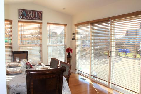 2202 Cherry Ridge Dr, Plainfield, IL 60586 photo 7