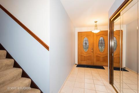 108 Jodi Ln, Bartlett, IL 60103 photo 4
