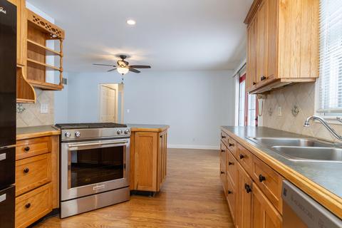300 Rustic Ln, Algonquin, IL 60102 photo 11