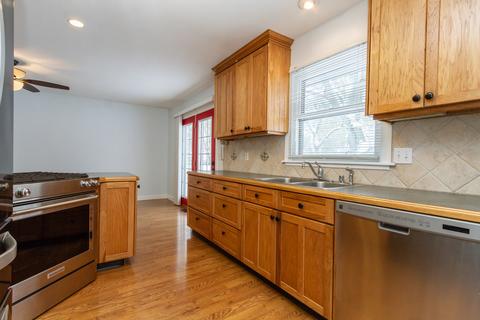 300 Rustic Ln, Algonquin, IL 60102 photo 12