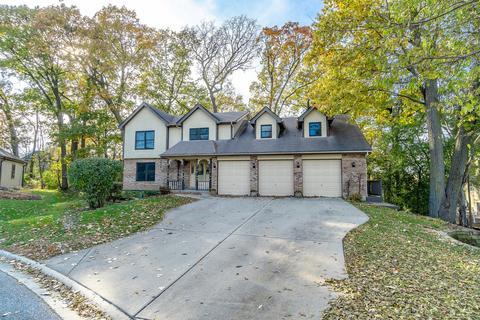 855 Aberdeen Ct, Bolingbrook, IL 60440 photo 2