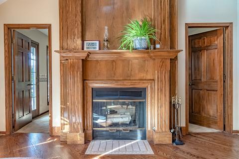 855 Aberdeen Ct, Bolingbrook, IL 60440 photo 9