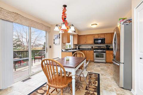 6004 Bluegrass Trl, Mchenry, IL 60050 photo 6