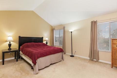 6004 Bluegrass Trl, Mchenry, IL 60050 photo 11