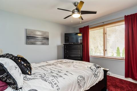 1165 Ancient Oaks Ct, Bartlett, IL 60103 photo 14