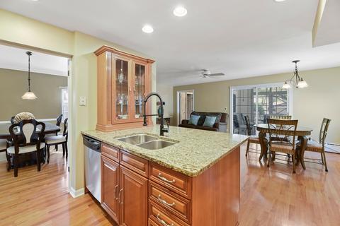 272 Addison Rd, Riverside, IL 60546 photo 5