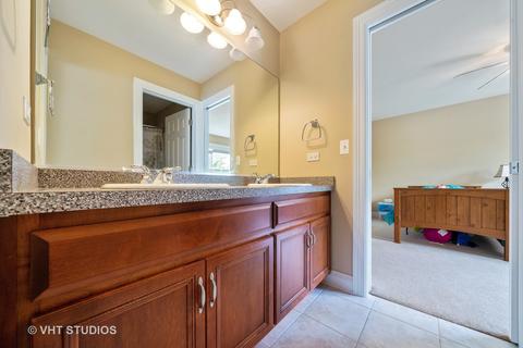 26428 Silverleaf Dr, Plainfield, IL 60585 photo 13